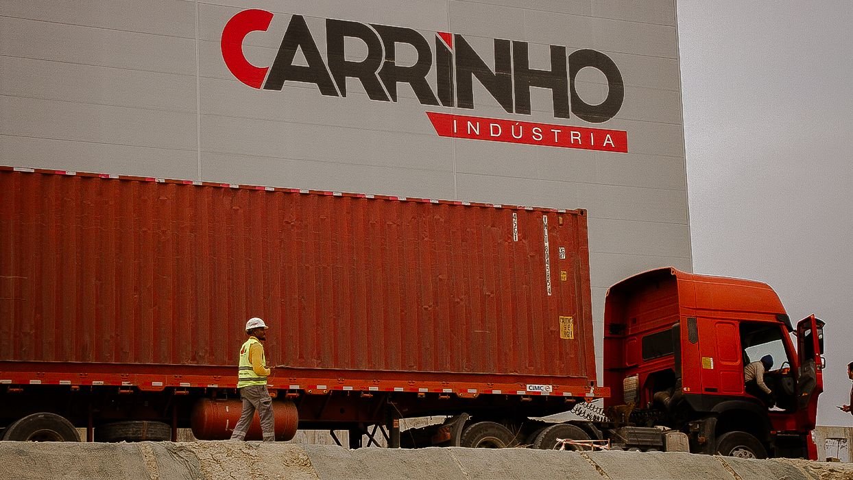 Carrinho suspende definitivamente a importação de carne de porco congelada e reforça o compromisso com a autossuficiência nacional