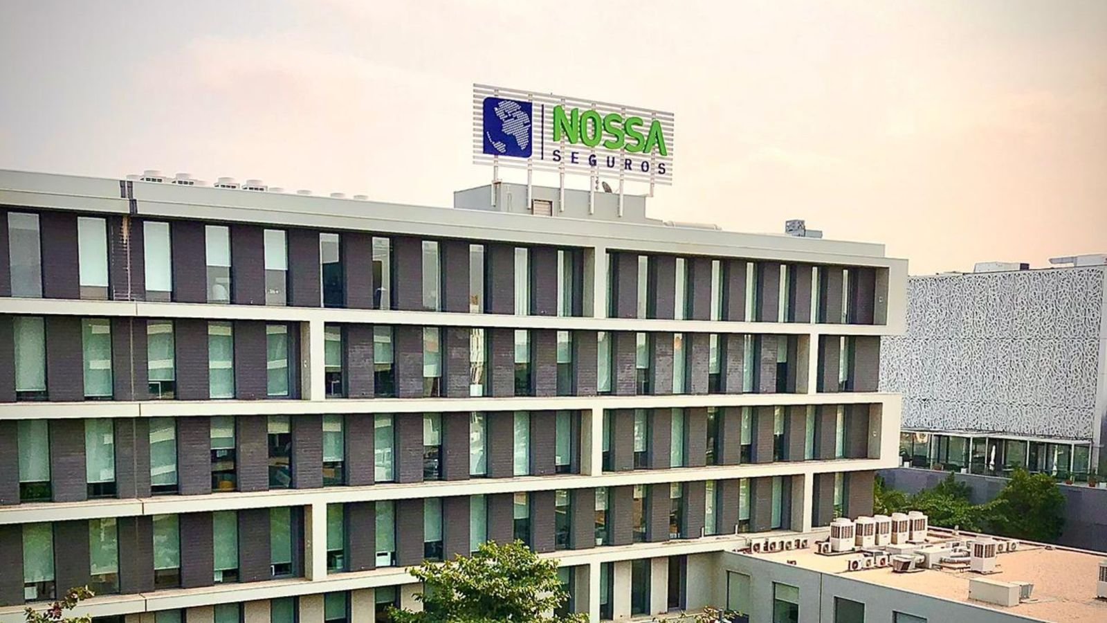 Nossa Seguros arrecadou 10 mil milhões de kwanzas em prémios