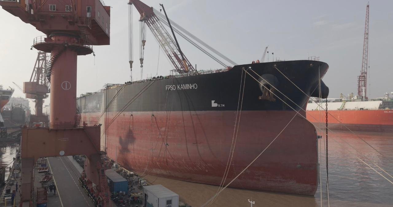 O navio que vai mudar o petróleo angolano: tudo sobre o FPSO Kaminho