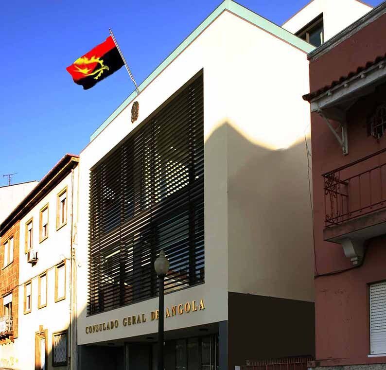 Corte nas despesas leva Angola a fechar consulados em quatro países