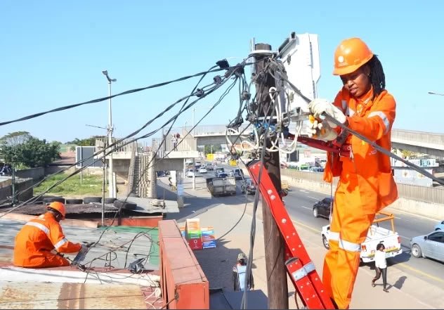 Electricidade: comércio, serviços e indústria vão pagar mais a partir de já nas próximas semanas