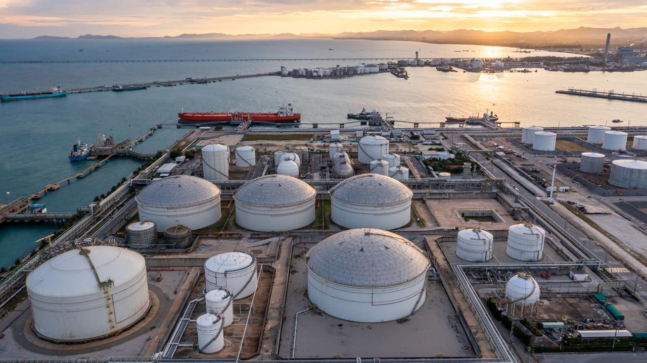 Angola no radar das petrolíferas que lucram com a guerra no Médio Oriente