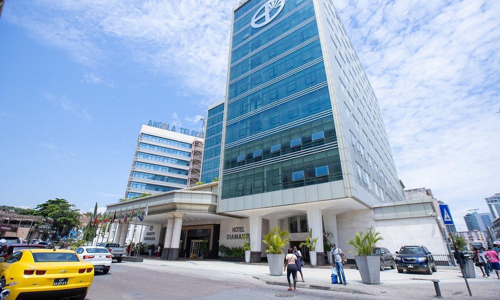 Falhas na protecção de dados custam multa milionária ao Hotel Diamante